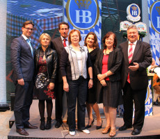 v.l. Florian Pronold, MdB, Verena Bentele, Prof. Dr. Julian Nida-Rümelin, Gabriele Fograscher, MdB , Doris Aschenbrenner, Bärbel Kofler, Martin Burkert