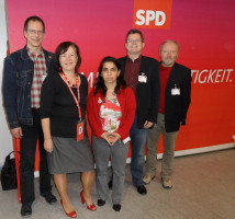 Bärbel Kofler in Augsburg mit Verstärkung aus der Heimat (von links nach rechts): Dieter Schaefer (DGB-Kreisvorsitzender Berchtesgadener Land), Dr. Bärbel Kofler, MdB, Güldane Akdemir (SPD-Bezirkstagskandidatin), Roman Niederberger (SPD-Landtagskandidat),