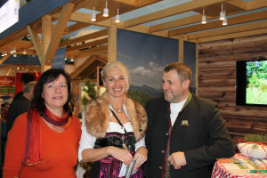 Verband der Forstberechtigten (Bärbel Kofler, Maria Stöberl, Josef Sichler vom Großrachlhof)